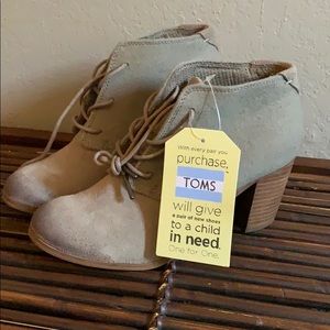 TOMS Lunata Lace Up Bootie